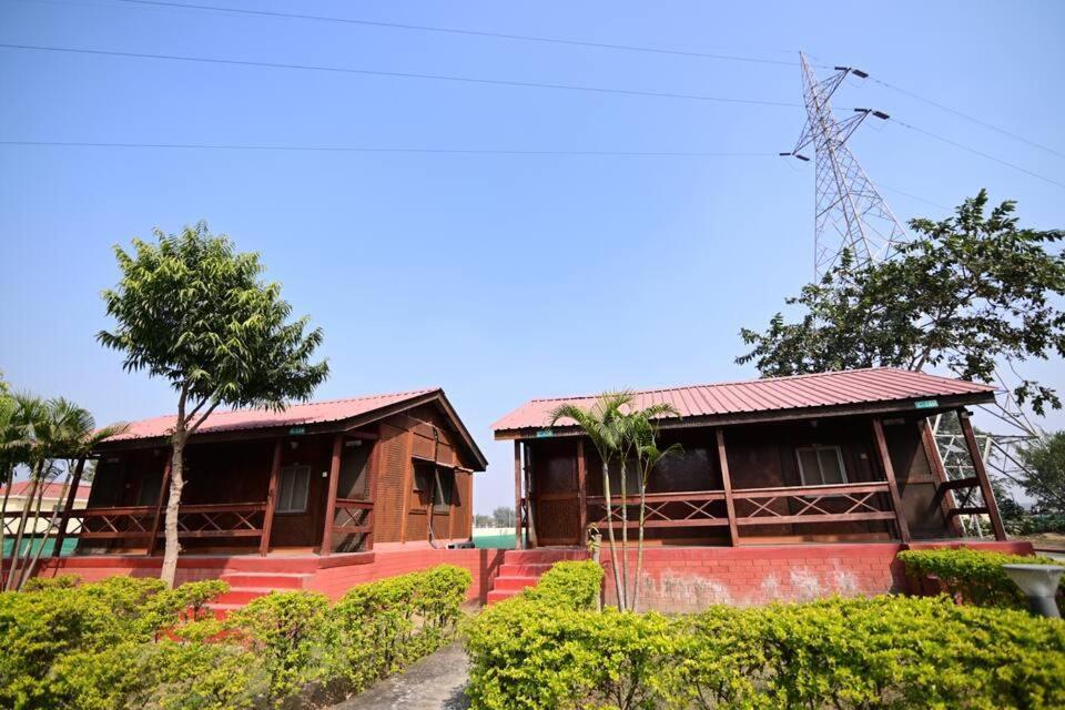 Hotel The Byke Niranjana Gaya Esterno foto
